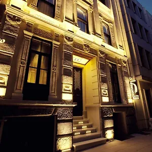 3* Hotel Miniature