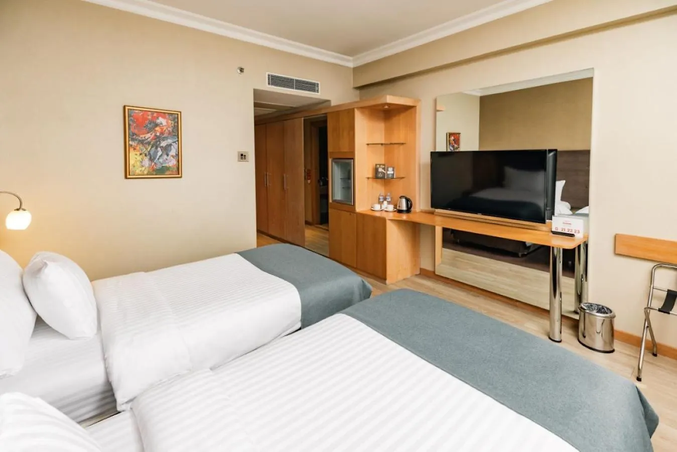 Wow Airport Hotel Istambul 4*,