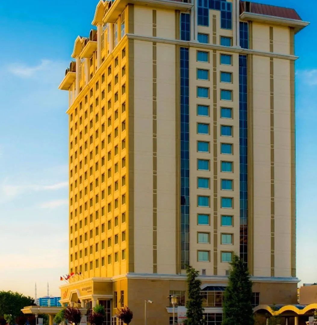 Wow Airport Hotel